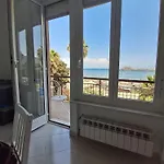 Vado Sul Mare * فادو ليكوري